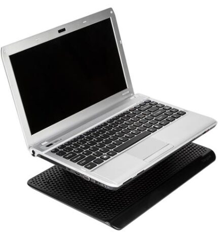 16" Dual Fan Chill Mat (TG-AWE61US) by Targus - Product Image