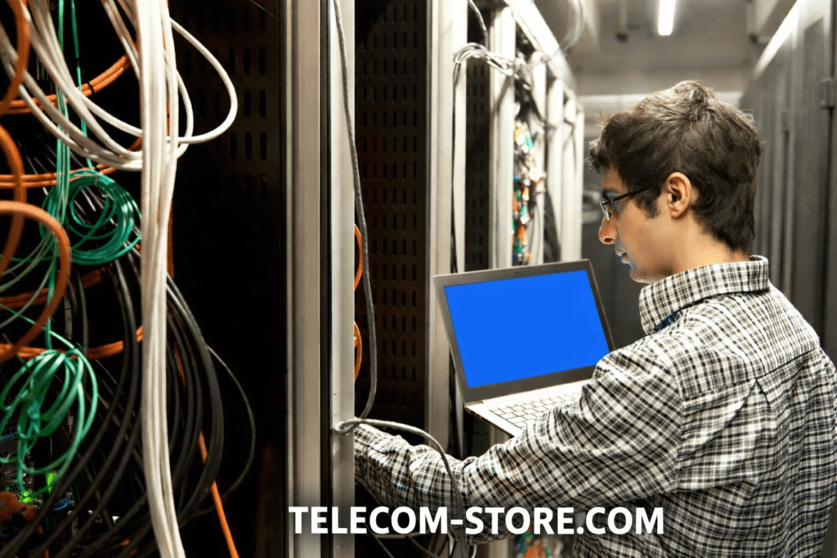 Complete business network with PoE switch and VoIP phones