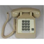 Cortelco 20F Analog Desk Phone with Flash and Volume Control